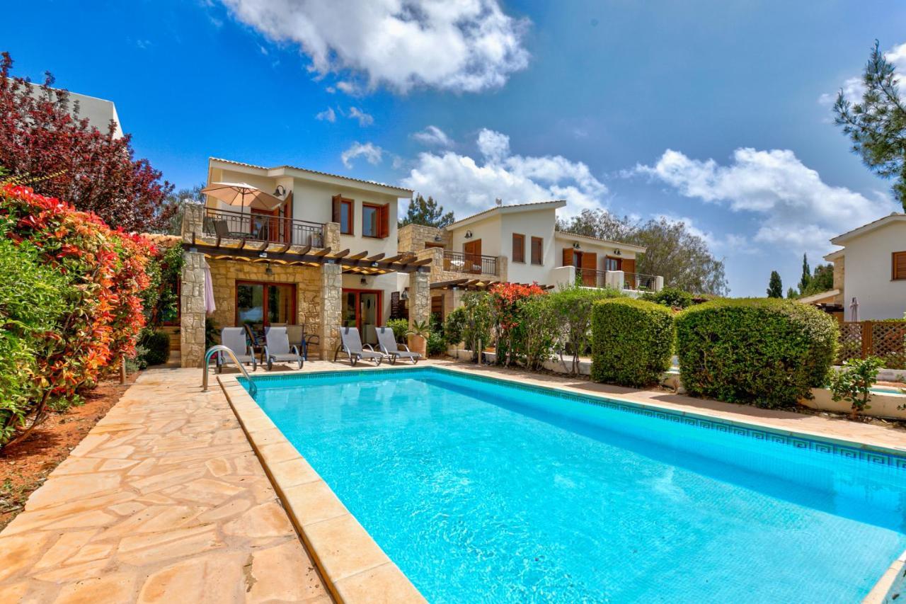 2 Bedroom Villa Destu With Private Pool And Golf Views, Aphrodite Hills Resort Kouklia Extérieur photo