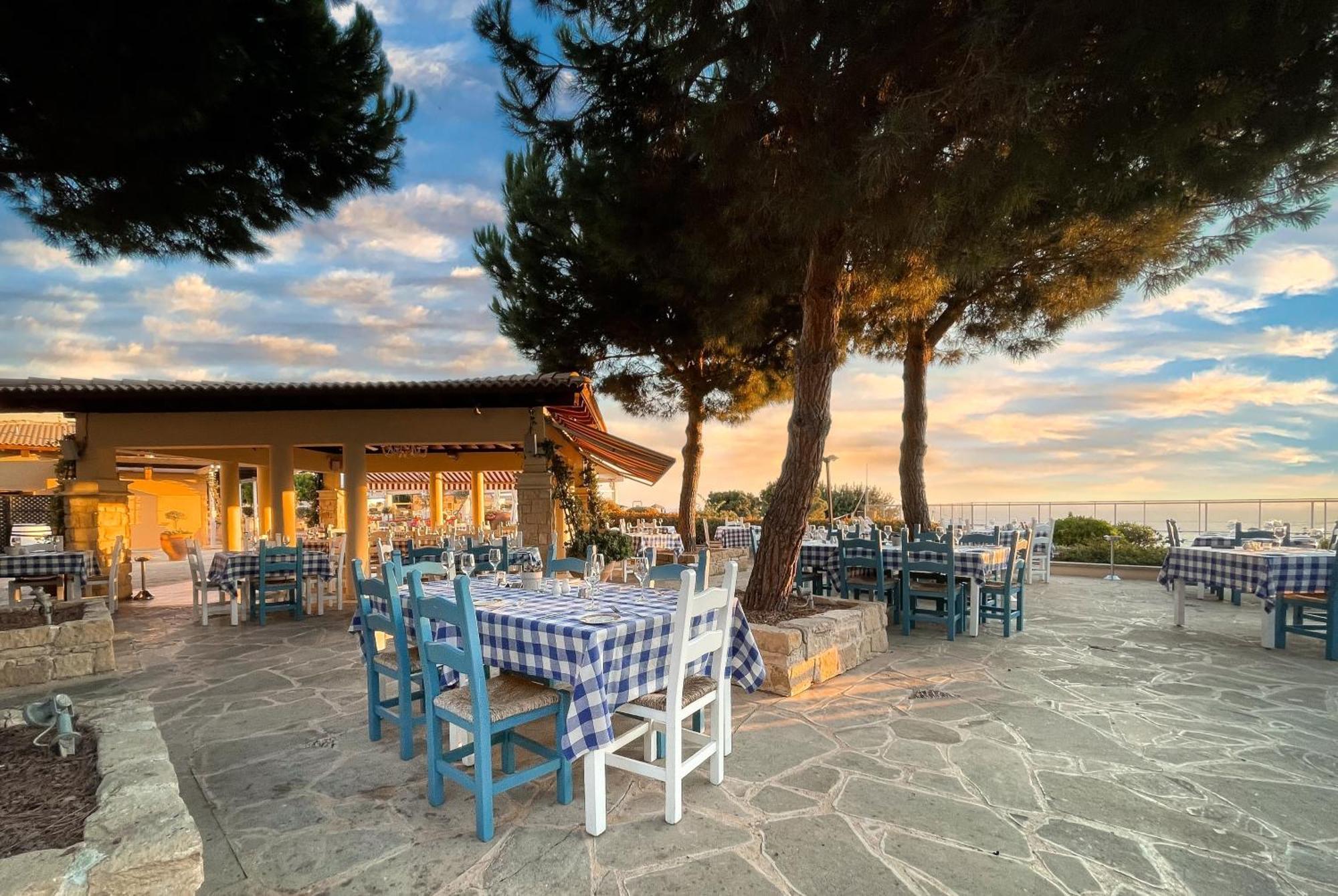 2 Bedroom Villa Destu With Private Pool And Golf Views, Aphrodite Hills Resort Kouklia Extérieur photo