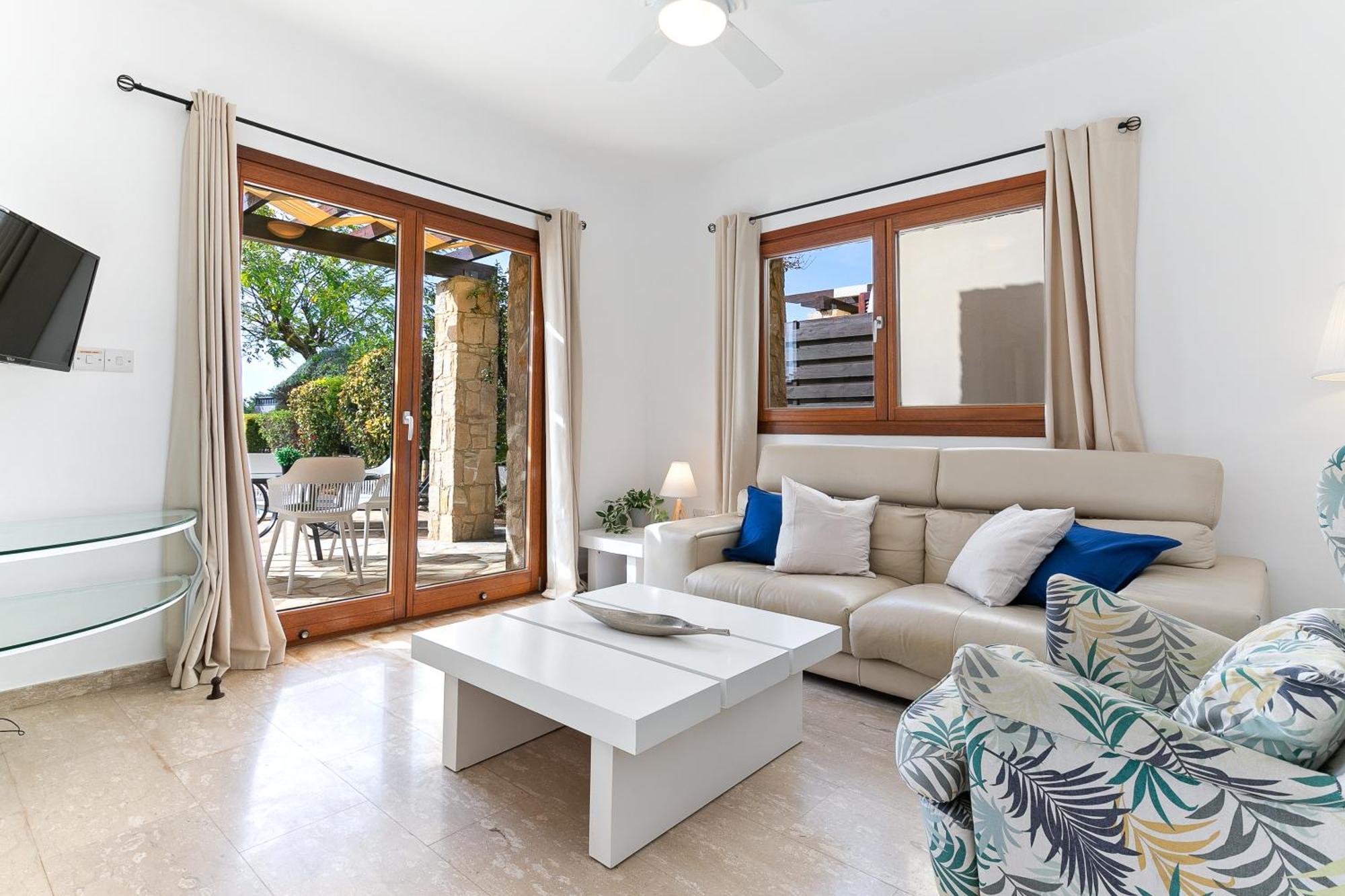 2 Bedroom Villa Destu With Private Pool And Golf Views, Aphrodite Hills Resort Kouklia Extérieur photo